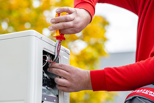 Bild zu Fachgerechte Installation von Split-Klimaanlagen zum Heizen und Kühlen in Frankfurt und Offenbach - Klimaberatung