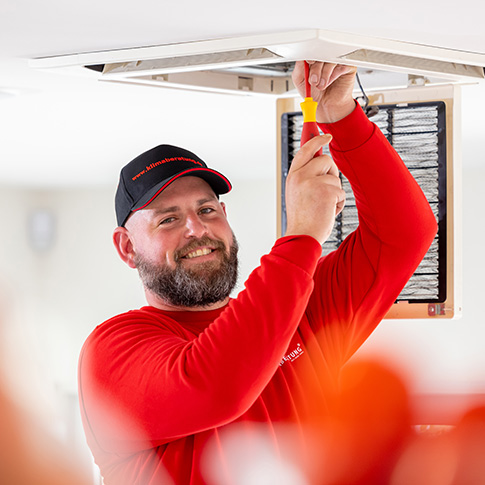 Bild zu Steuerung und Monitoring für Ihre Lüftungstechnik in Frankfurt und Umgebung